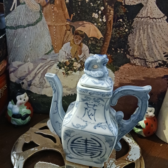 🍵☕️ Ancient Chinese Antique 🫖 🍵 Porcelain Ming Dynasty Teapot 🫖 - Picture 10 of 16